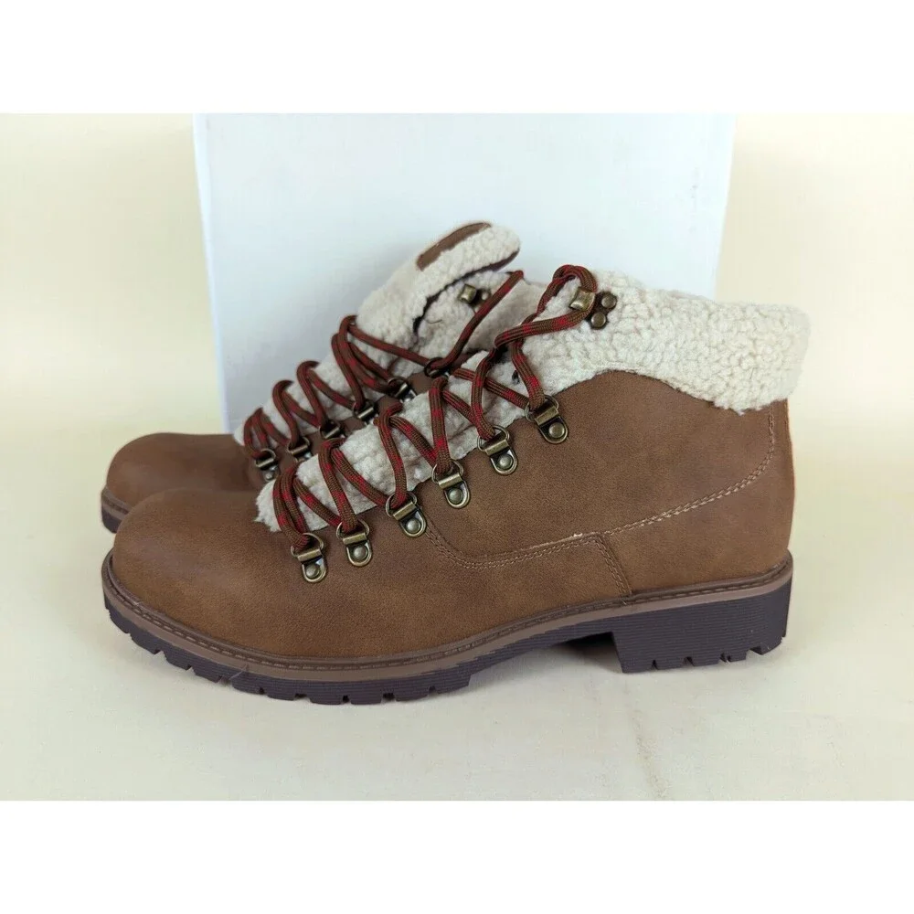 Sun Stone Glenn Lace Up Boots Mens 9 M Tan Faux Leather Fleece Shoes NWB